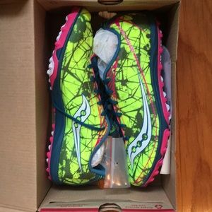 Saucony shay XC4 xc cross country spike shoe